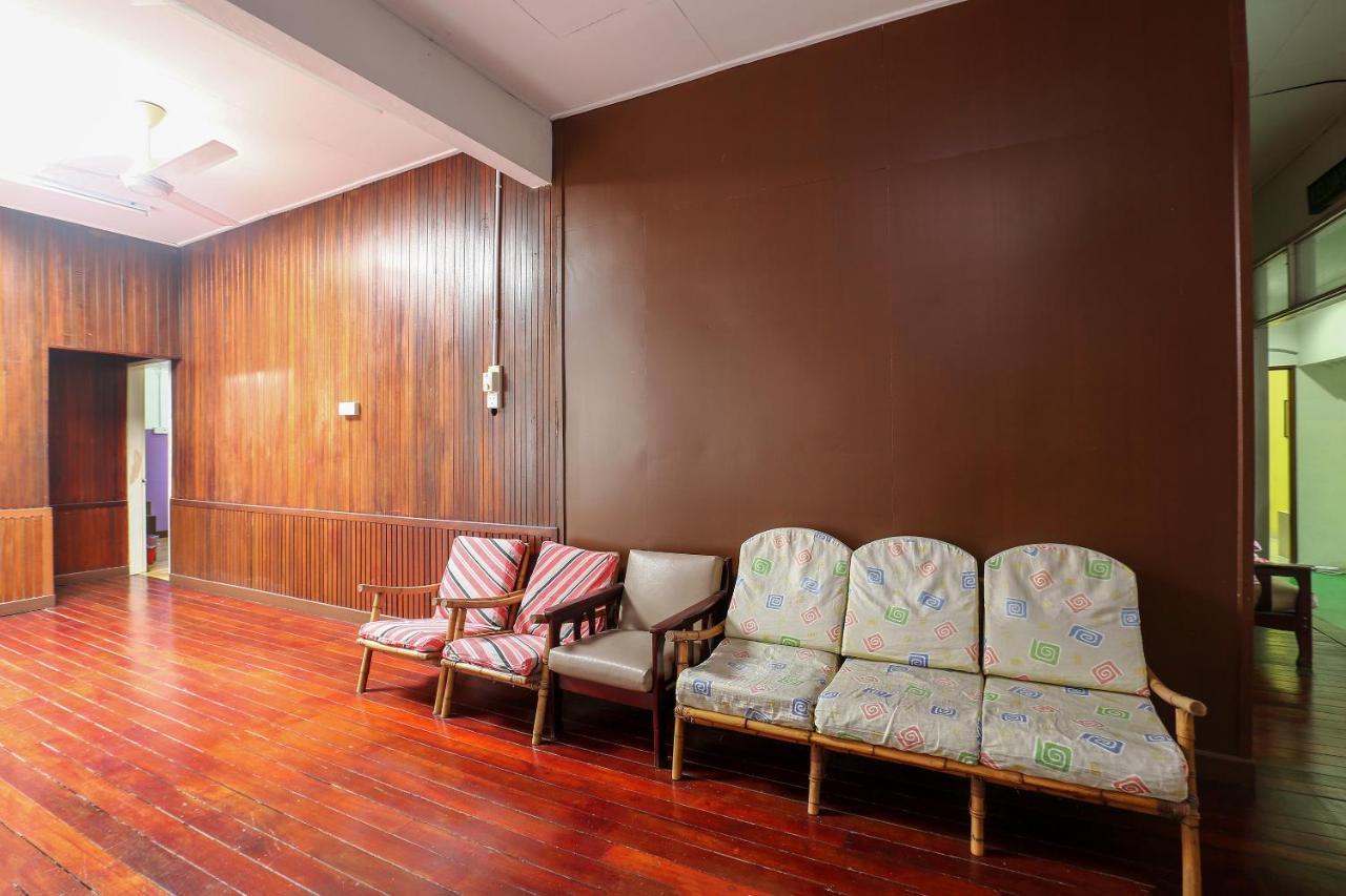 Rvh Hotel Kota Bharu Esterno foto