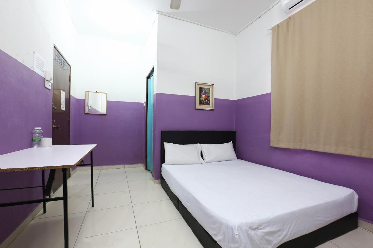 Rvh Hotel Kota Bharu Esterno foto