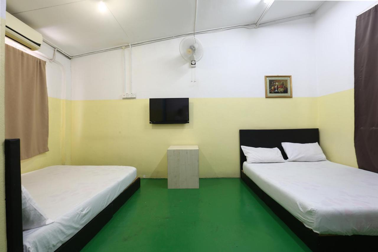 Rvh Hotel Kota Bharu Esterno foto